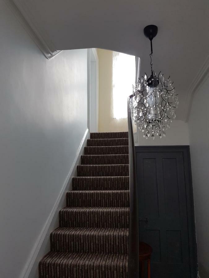 Ferienwohnung Main Street House Portrush Exterior foto